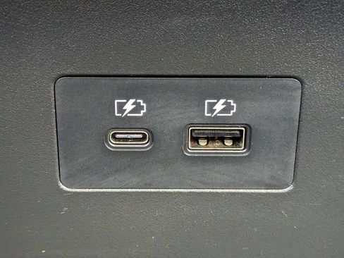Used 2023 Nissan Rogue SV FWD image 20