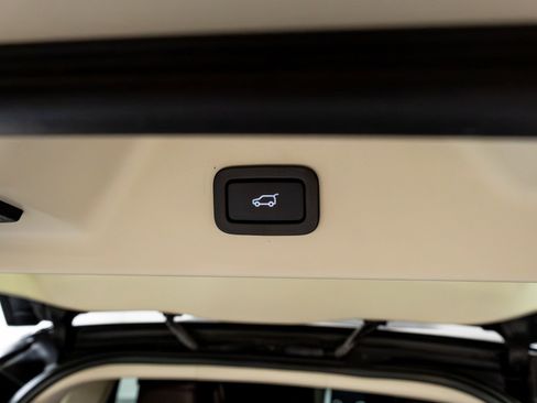 Used 2020 Land Rover Range Rover Long Wheelbase Autobiography image 57