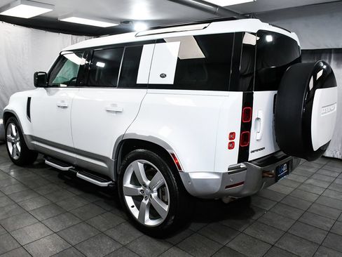 Used 2023 Land Rover Defender 110 S AWD/4WD image 4