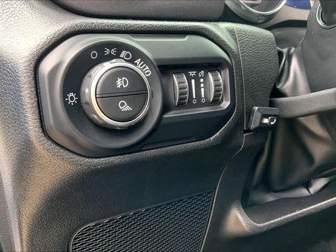 Used 2022 Jeep Gladiator Mojave image 34