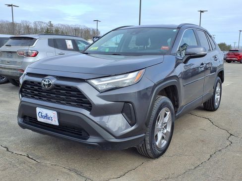 Used 2023 Toyota RAV4 XLE image 1