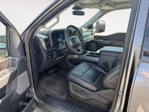 Certified 2025 Ford F350 Lariat w/ FX4 Off-Road Package AWD/4WD image 9