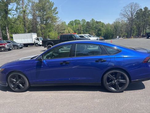 Used 2023 Honda Accord Sport image 8