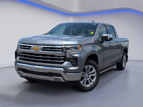 Used 2023 Chevrolet Silverado 1500 LTZ w/ LTZ Premium Package AWD/4WD image 2