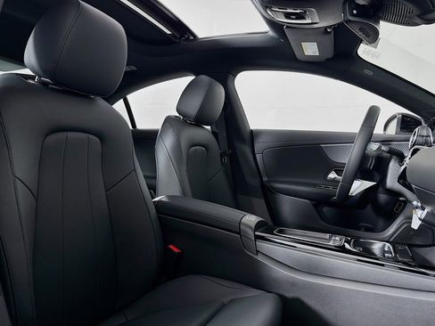 Certified 2026 Mercedes-Benz CLA 250 4MATIC image 7