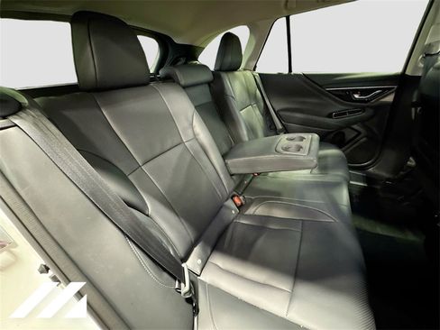 Certified 2025 Subaru Outback Limited image 30