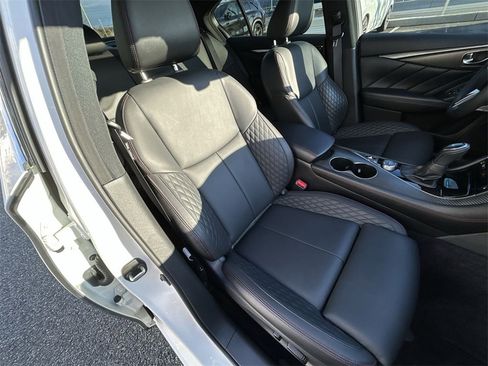 Certified 2024 INFINITI Q50 Red Sport 400 image 25