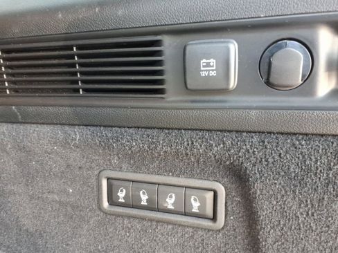 Used 2024 Jeep Grand Wagoneer L Series III w/ Rear Seat Video Group 1 AWD/4WD image 13