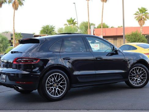 Used 2018 Porsche Macan Sport Edition AWD/4WD image 20