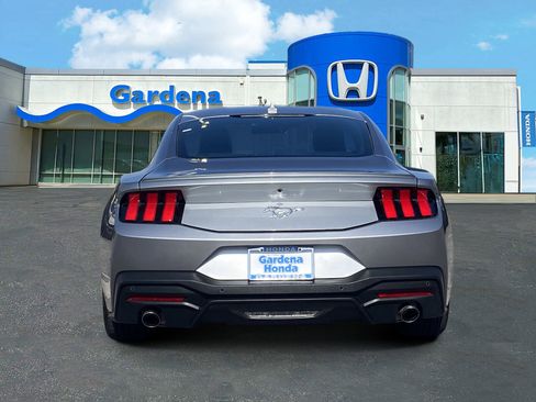 Used 2024 Ford Mustang Premium RWD image 5