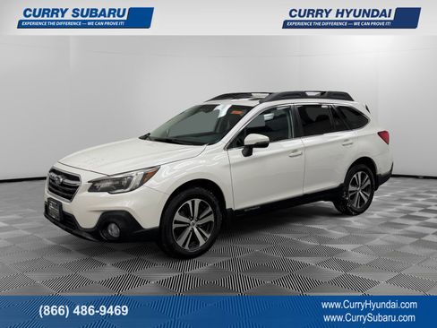 Used 2019 Subaru Outback 2.5i Limited image 1