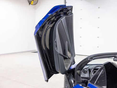 Used 2022 McLaren 720S Spider - AURORA BLUE - LEATHER image 29