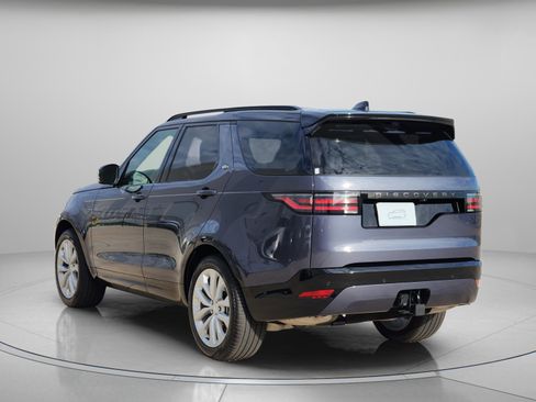 Certified 2024 Land Rover Discovery Dynamic SE AWD/4WD image 3