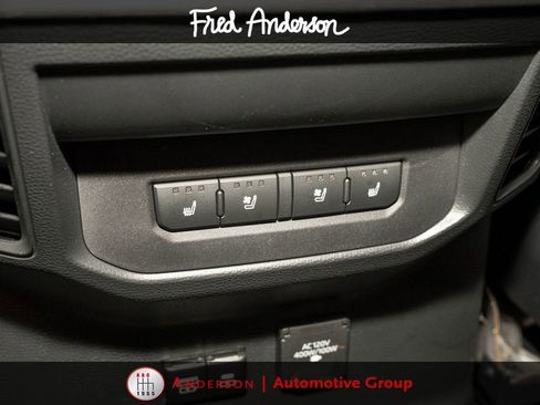Used 2024 Toyota Tundra Platinum AWD/4WD image 9