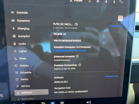 Used 2018 Tesla Model 3 Long Range image 12