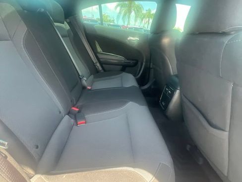 Used 2020 Dodge Charger SXT w/ Blacktop Package RWD image 9