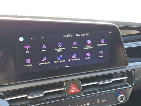 New 2026 Kia Niro Wind FWD image 11
