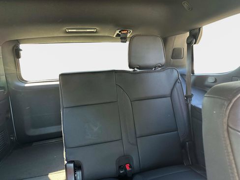 Used 2024 Chevrolet Tahoe High Country image 16