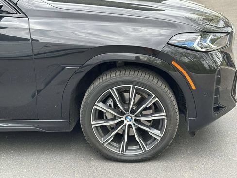 Used 2025 BMW X6 xDrive40i AWD/4WD image 9