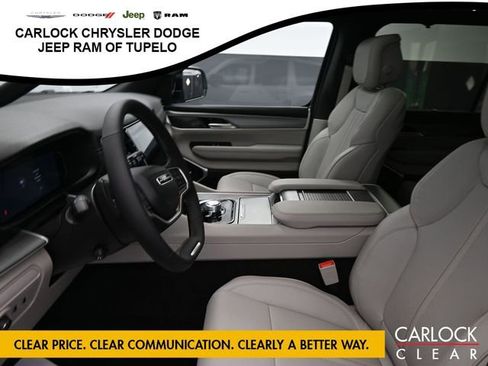 New 2025 Jeep Wagoneer L 2WD w/ Convenience Group I image 9