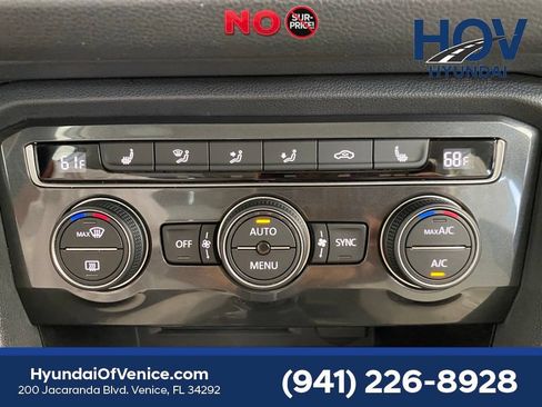 Used 2018 Volkswagen Tiguan SE AWD/4WD image 37