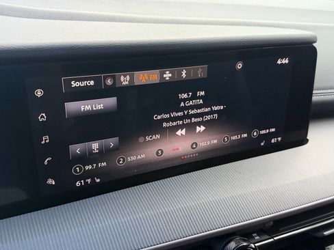 Certified 2025 Nissan Murano SV FWD image 23