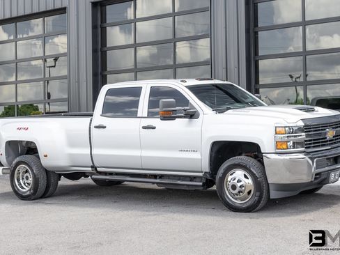 Used 2018 Chevrolet Silverado 3500 W/T w/ WT Fleet Convenience Package AWD/4WD image 7