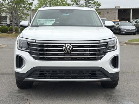 New 2026 Volkswagen Atlas SE FWD image 8