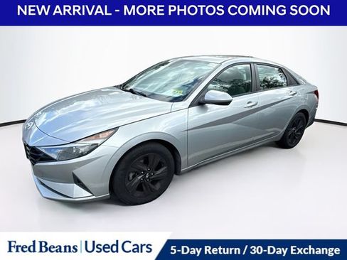 Used 2021 Hyundai Elantra SEL FWD image 11