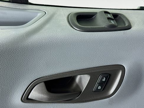 Used 2019 Ford Transit 350 148 High Roof Extended image 22