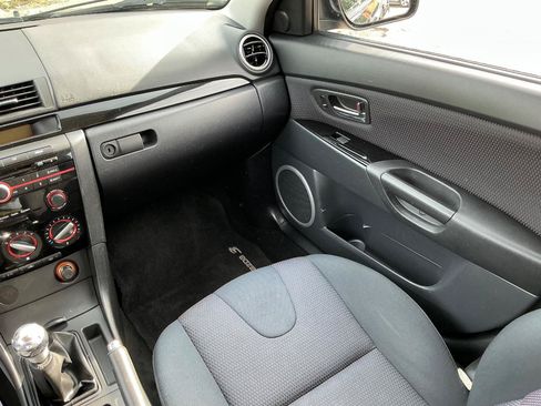 Used 2009 MAZDA MAZDA3 s Sport FWD image 18