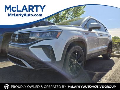 Used 2022 Volkswagen Taos SE w/ Driver Assistance Package