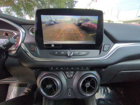 Used 2023 Chevrolet Blazer LT image 18