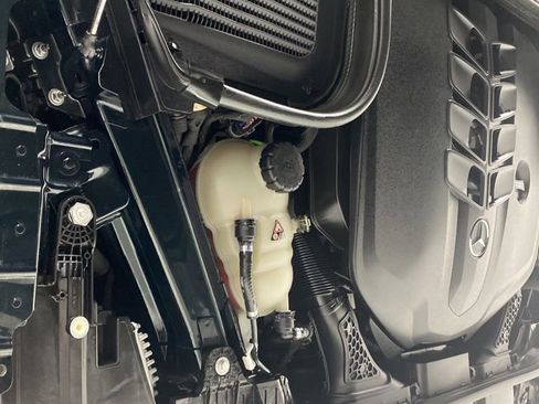 Used 2022 Mercedes-Benz GLS 580 4MATIC image 35