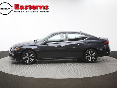 Used 2022 Nissan Altima 2.5 SV FWD image 61