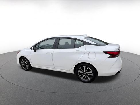 Used 2025 Nissan Versa SV image 10