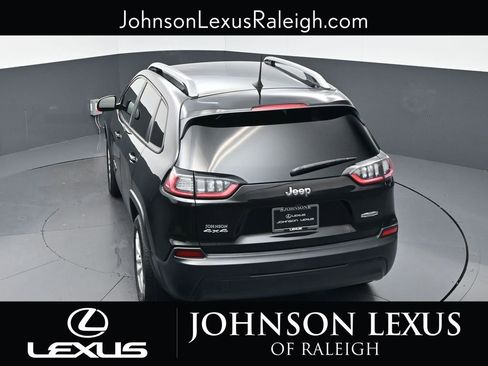 Used 2020 Jeep Cherokee Latitude AWD/4WD image 27