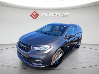 Used 2021 Chrysler Pacifica Pinnacle