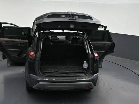 Used 2022 Nissan Rogue SV w/ SV Premium Package FWD image 35