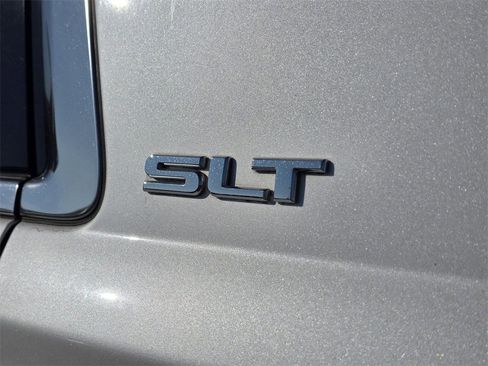 Used 2019 GMC Yukon SLT w/ Premium Edition image 9