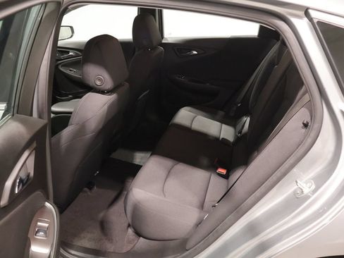 Used 2025 Chevrolet Malibu LS w/ Driver Confidence Package FWD image 19