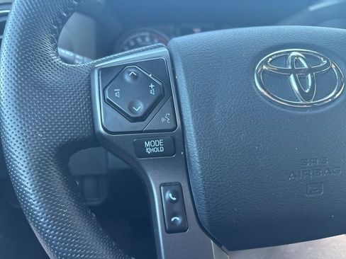 Used 2022 Toyota Tacoma TRD Sport w/ TRD Premium Sport Package image 18