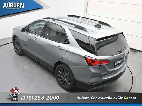 Used 2024 Chevrolet Equinox RS w/ LPO, Floor Liner Package AWD/4WD image 30