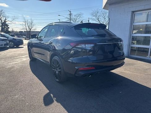 Used 2022 Maserati Levante Modena S AWD/4WD image 4