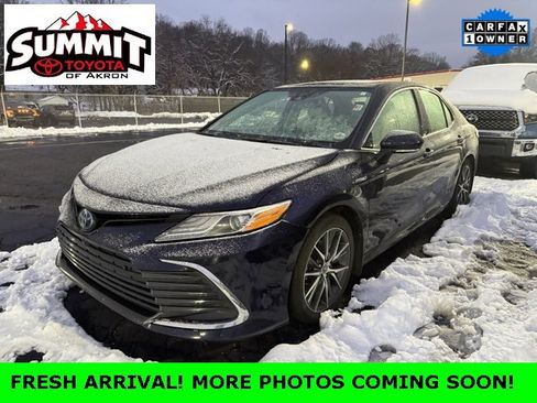 Used 2021 Toyota Camry XLE image 1