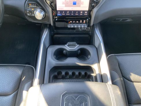 Used 2022 RAM 1500 Laramie AWD/4WD image 51