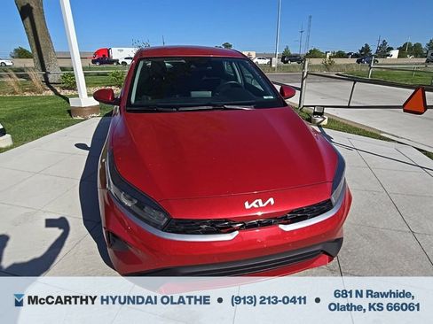 Used 2023 Kia Forte LXS FWD image 9