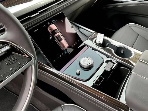 New 2026 Cadillac Escalade Luxury w/ Touring Package AWD/4WD image 8