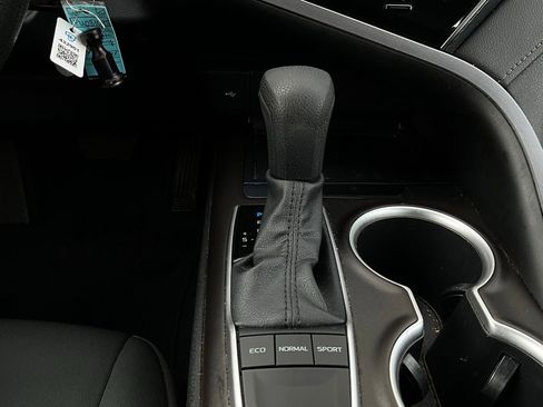 Used 2023 Toyota Camry LE image 22