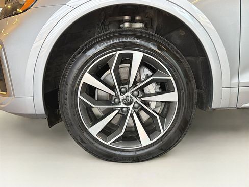 Used 2024 Audi Q5 2.0T Premium Plus image 11
